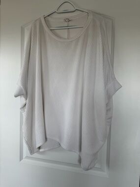 ANDREE BY UNIT White Textured Scoop Neck Tunic